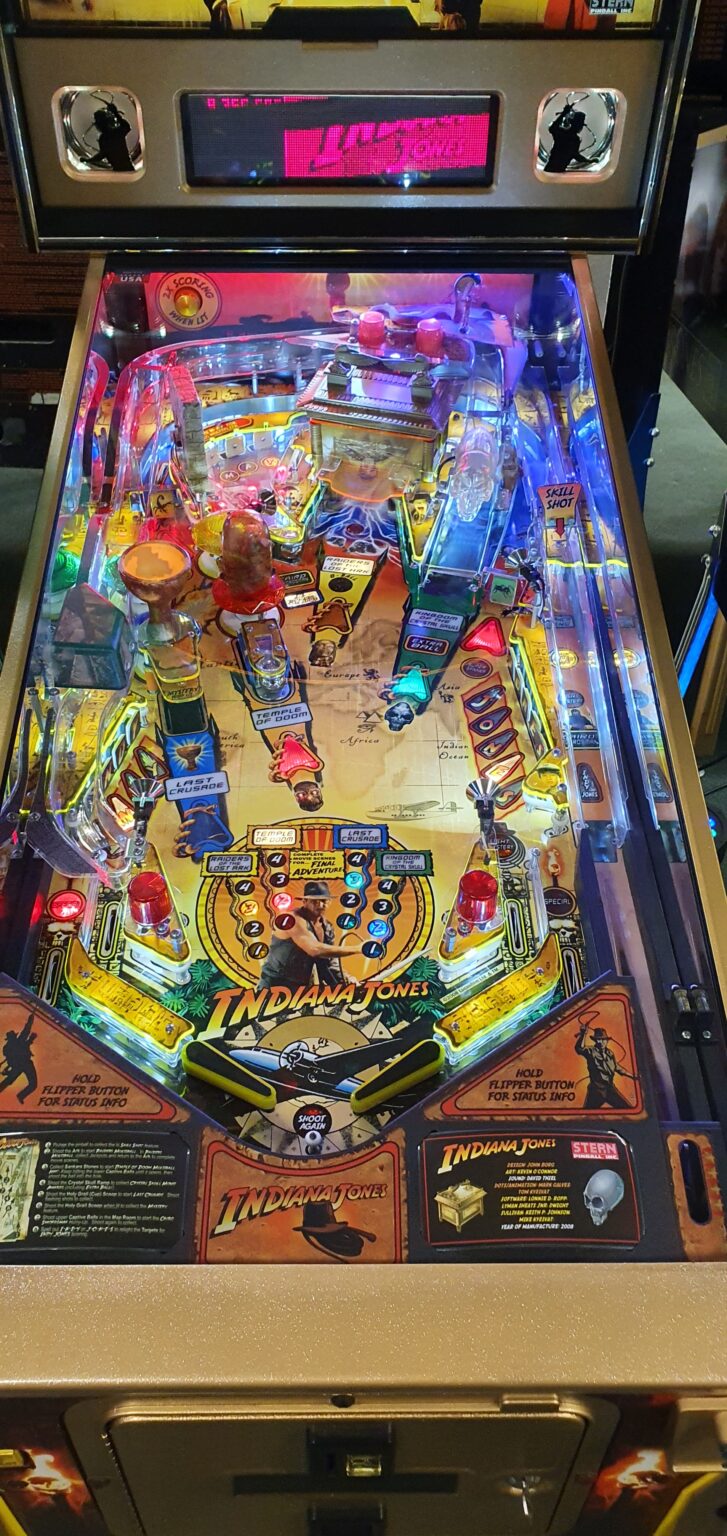 Stern INDIANA JONES GOLD Pinball - Williams Amusements