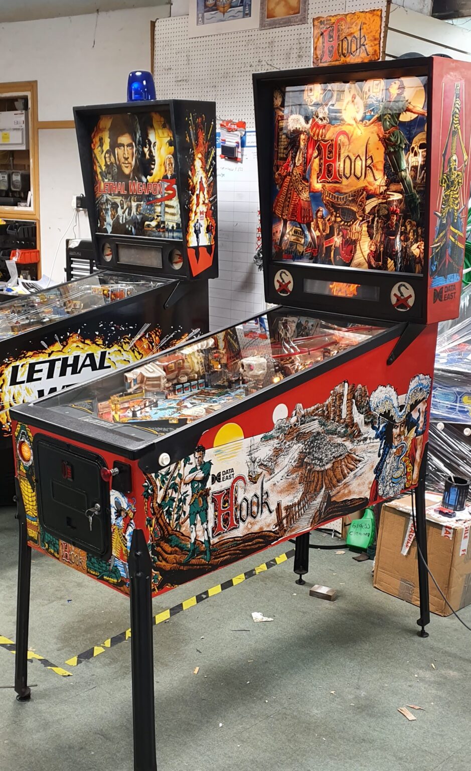 The Magical HOOK Pinball - Williams Amusements